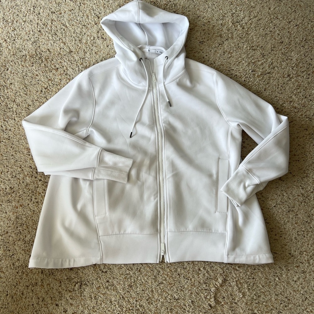 Uniqlo x +J